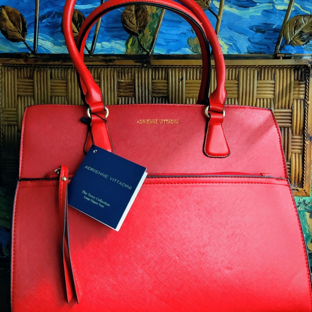 Adrienne Vittadini Tote